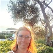 Laureata in scienze dell'educazione, impartisco lezioni di storia dalle origi alla storia contemporanea in modo semplice